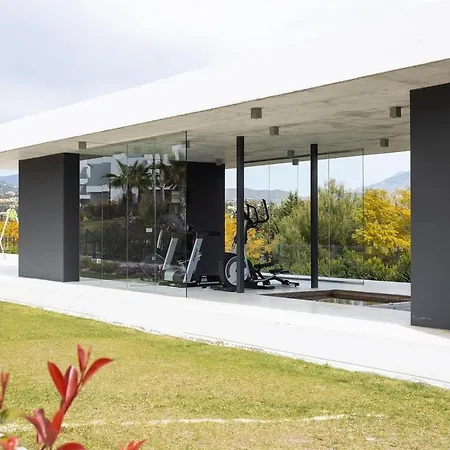 New Penthouse In Marbella בית נופש